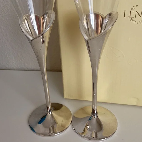 Lenox Heart Flute Pair - Picture 4 of 7